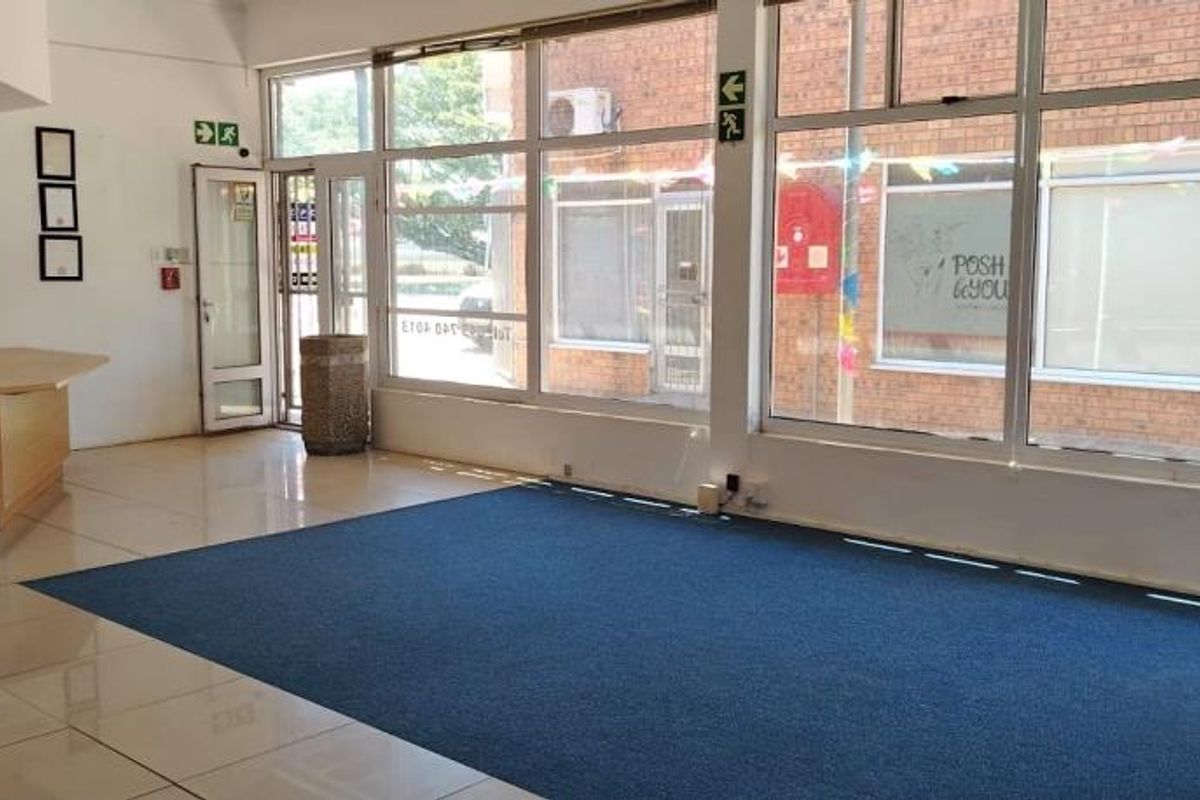 Office 4 , Schwedhelm Centre 35 Main Road - Photo 5