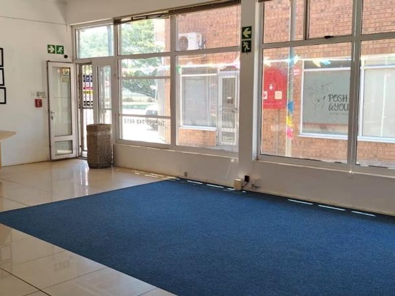 Office 4 , Schwedhelm Centre 35 Main Road - Photo 5