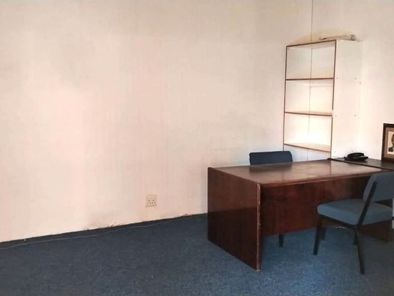 Office 4 , Schwedhelm Centre 35 Main Road - Photo 6