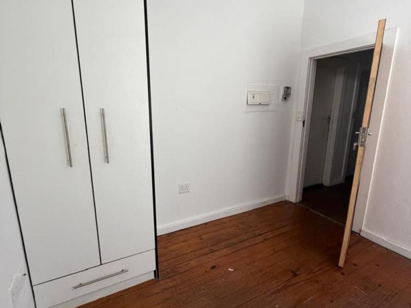 Room to Rent – Tennyson Street, Quigney - Photo 5