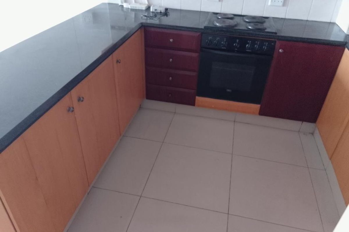 Two Bedroom apartment in South Beach in  a well run block - Photo 3