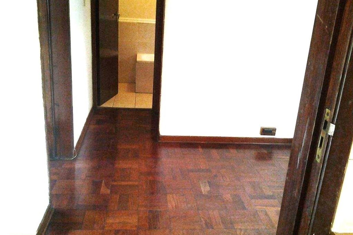 One and a half bedroom near Florida Road in the heart of Morningside  - Photo 2