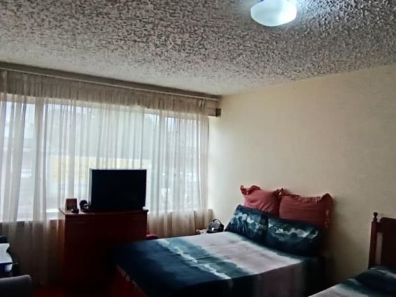 Spacious 2 Bedroom Apartment For Rent in Joycom Court, Southernwood - Photo 7