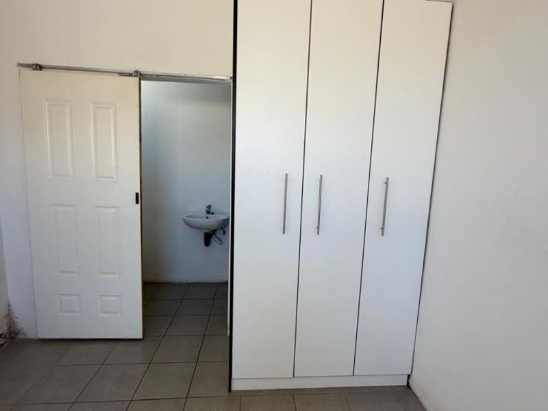 1 Bedroomed Flat, Tennyson Street 7 - Photo 5