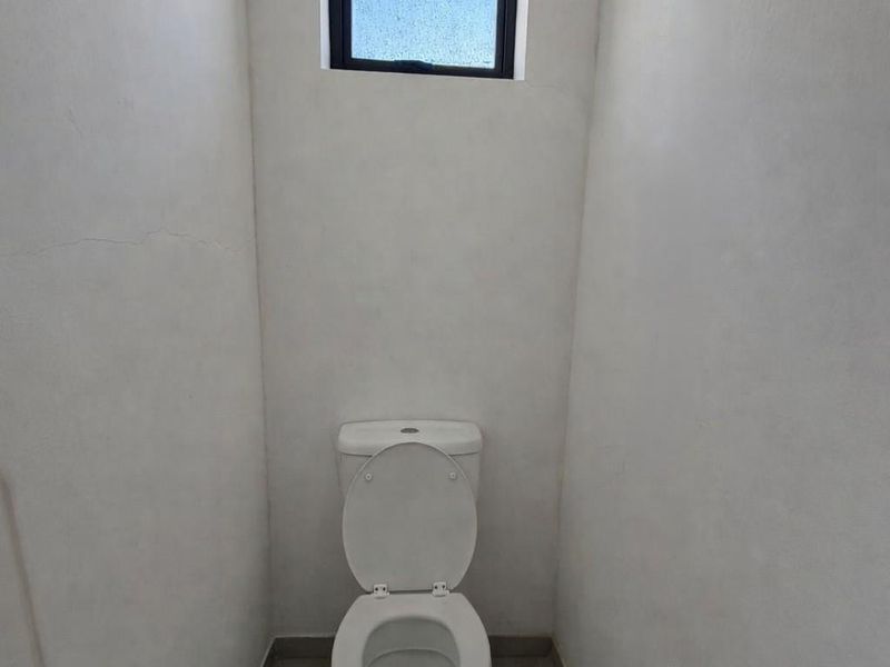 1 Bedroomed Flat, Tennyson Street 7 - Photo 8