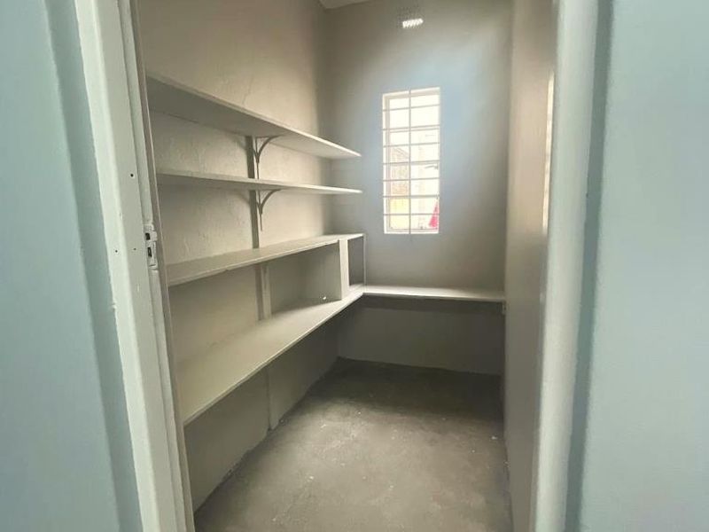 Room For Rent in North Street, East London Central - Photo 7