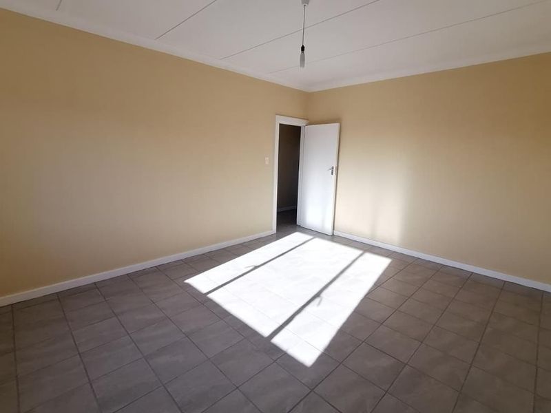 Newly Renovated 1 Bedroom Apartment in Shalimar Court, Southernwood - Photo 5