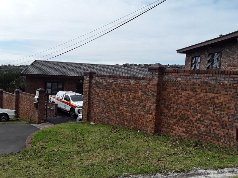 Prime Location in the famous Bluff Area close to all amenties  - Photo 6