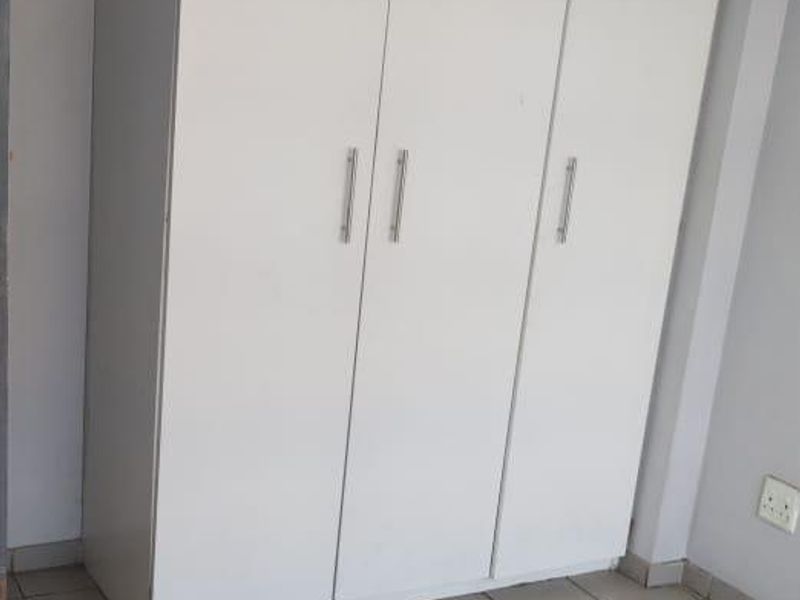 ?? Affordable Living in South Beach – Limited Specials  - Photo 7