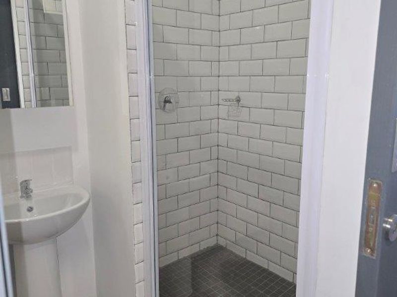 DEVELOPMENT CONSISTING OF SPACIOUS BACHELOR AND ONE BEDROOM UNITS IN PINETOWN  - Photo 8