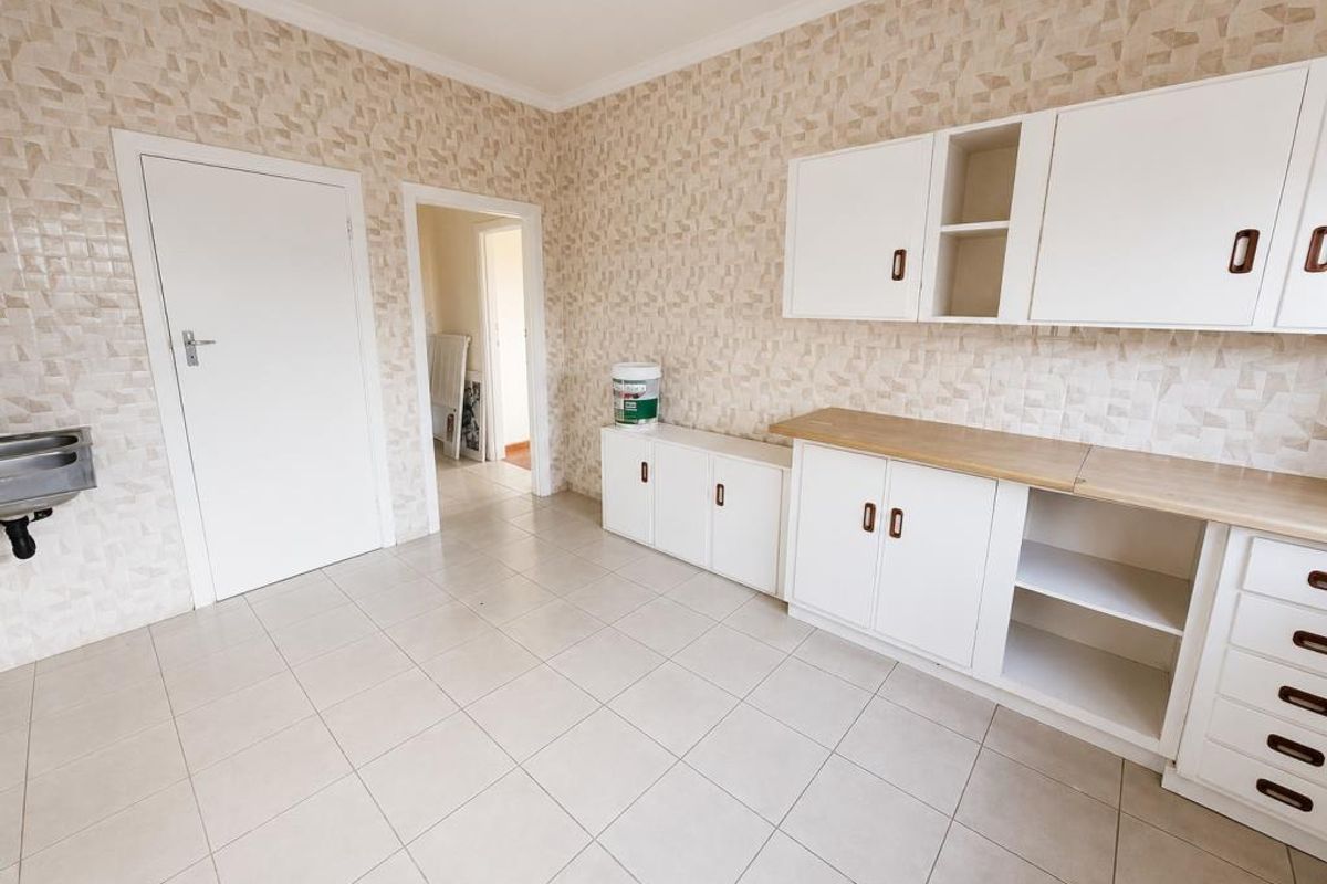 Beautiful House For Rent in Montgomery Drive, Cambridge West - Photo 4