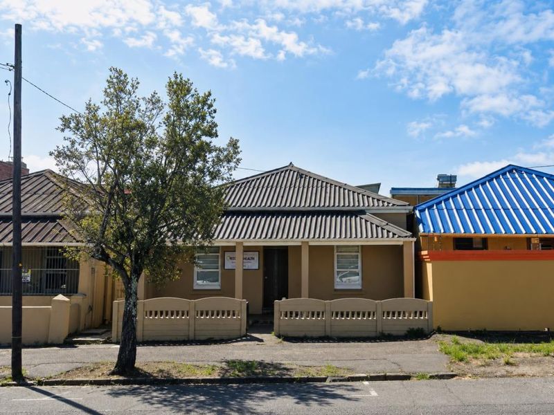 Room For Rent in Caxton Street, Quigney - Photo 1