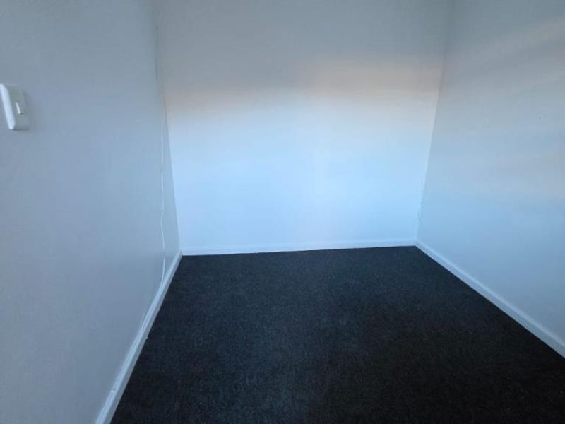 Room For Rent in Caxton Street, Quigney - Photo 2