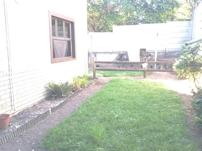 Lovey and Spacious 2-Bedroom Ground Floor Apartment with garden, To Let – Central Pinetown - Photo 8