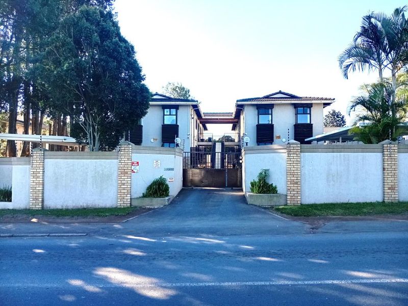 Lovey and Spacious 2-Bedroom Ground Floor Apartment with garden, To Let – Central Pinetown - Photo 1