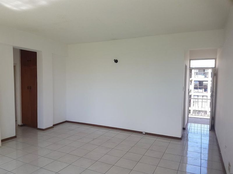 For Rent: 1 Bedroom Apartment in Belvedere Court | Southernwood - Photo 4