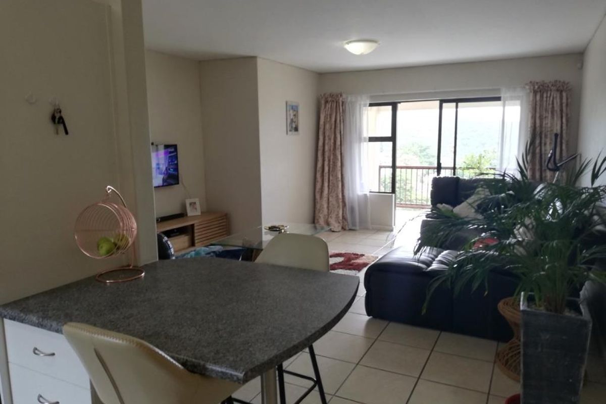 Beautiful 2 Bedroom Flat For Rent in Sunset Valley - Photo 5