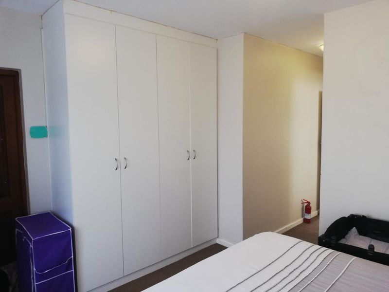 Beautiful 2 Bedroom Flat For Rent in Sunset Valley - Photo 10