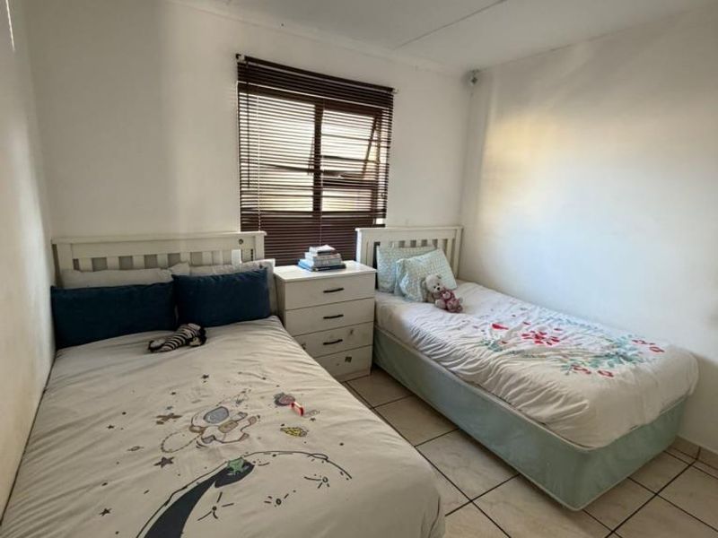 2 Bedroom Townhouse For Rent- Riley Place, Gonubie - Photo 8