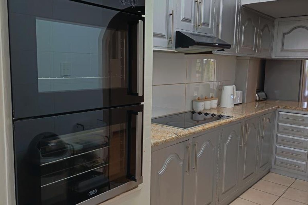 3 Bedroom Townhouse, 13 Gleneagles - Photo 4