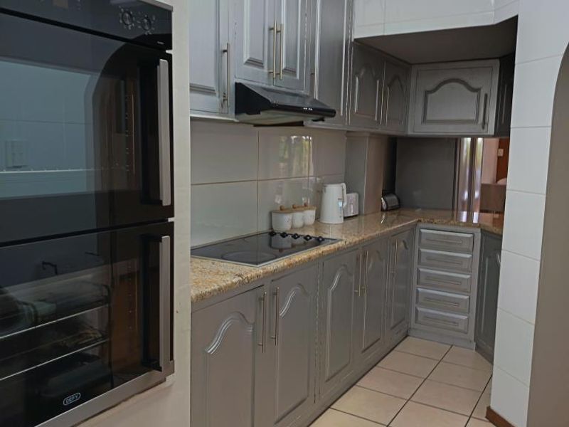 3 Bedroom Townhouse, 13 Gleneagles - Photo 5