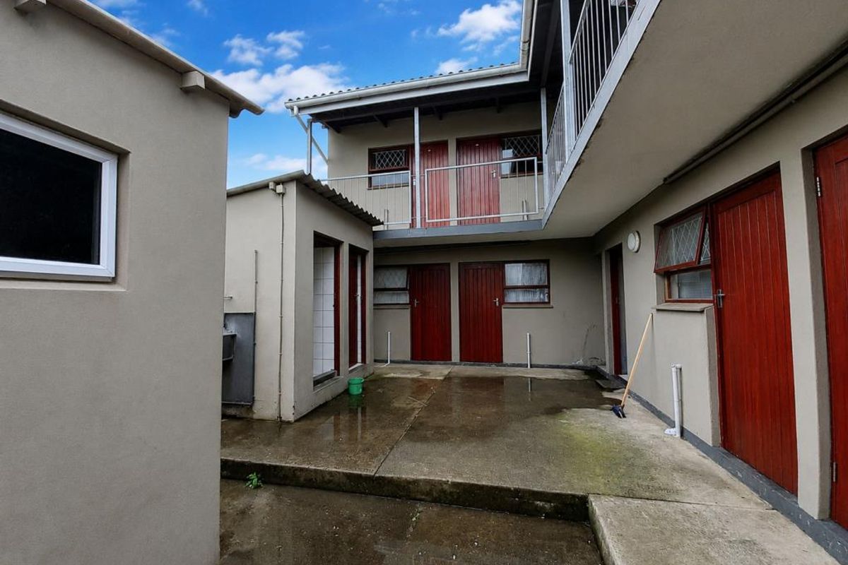 Room For Rent in Caxton Street, Quigney - Photo 4