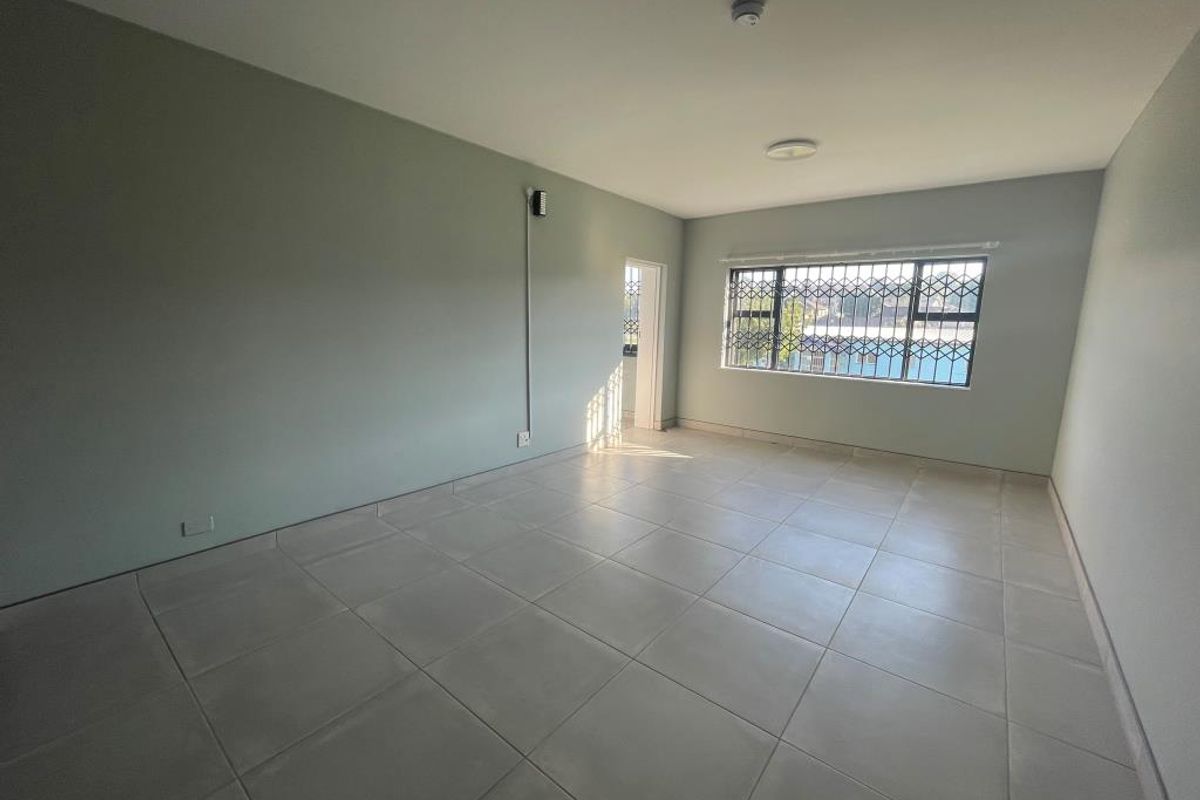 Spacous 1 Bedroom Apartment For Rent in Portland Place | Chiselhurst - Photo 2