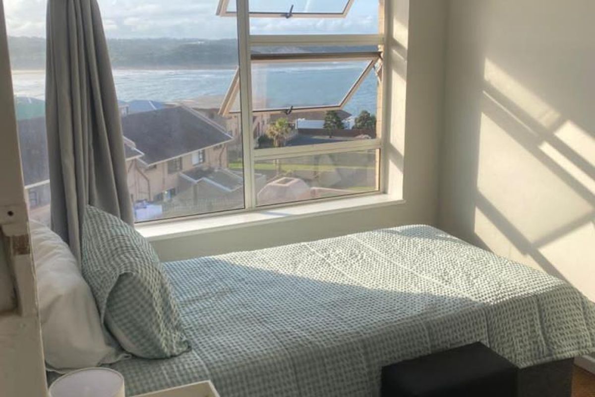 Coastal Comfort & Spectacular Sea Views in Aloe Place, Gonubie - Photo 5
