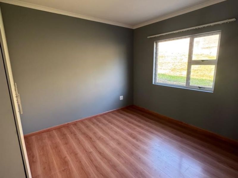 Two Bedroom Unit In Secure Complex, Quarry View 1 - Photo 7
