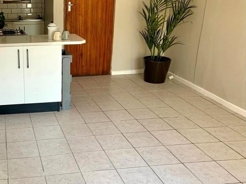 Neat Bedsitter For Rent in Abbotstrand | Abbotsford - Photo 2