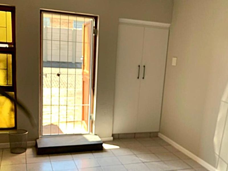 Neat Bedsitter For Rent in Abbotstrand | Abbotsford - Photo 3