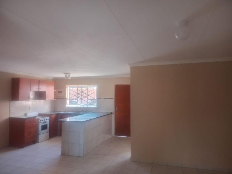 2, Jacaranda Place  - Photo 4