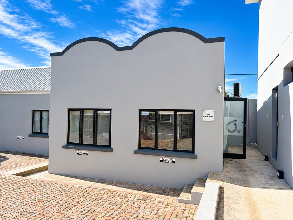 78m² MODERN OFFICE TO LET
CAPE ROAD | GQEBERHA