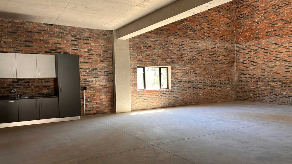 295m� warehouse to rent Fairview, industrial property to rent Gqeberha, Blackwood Business Park, warehouse with mezzanine Gqeberha, industrial unit Fairview, warehouse Port Elizabeth, mini factory Fairview, 3 phase industrial property, warehouse with roller shutter Gqeberha, industrial space Port Elizabeth, warehouse to let Fairview, light manufacturing premises Gqeberha, storage warehouse Fairview, business park Gqeberha.