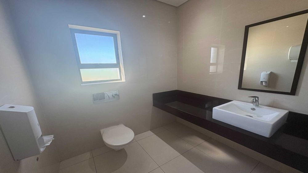 office to let Cape Road Gqeberha