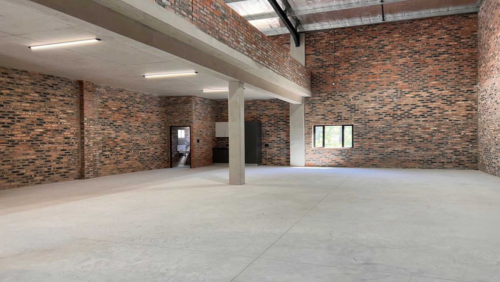 295m² industrial unit to rent Fairview, industrial property to rent Fairview, warehouse to rent Fairview Gqeberha, warehouse to let Gqeberha, industrial property Gqeberha, industrial space to rent Gqeberha, warehouse to rent Port Elizabeth, industrial property Port Elizabeth, Blackwood Business Park, Blackwood Business Park Fairview, industrial unit with mezzanine Gqeberha, warehouse with mezzanine Port Elizabeth, mini factory to rent Gqeberha, mini factory Fairview, warehouse with roller shutter door, 3 phase industrial property Gqeberha, industrial warehouse Fairview, commercial warehouse to rent Gqeberha, storage warehouse Gqeberha, distribution warehouse Gqeberha, light manufacturing premises Gqeberha, workshop to rent Fairview, industrial premises near N2 Gqeberha, warehouse near William Moffett Expressway, secure industrial park Gqeberha, industrial property western areas Gqeberha.