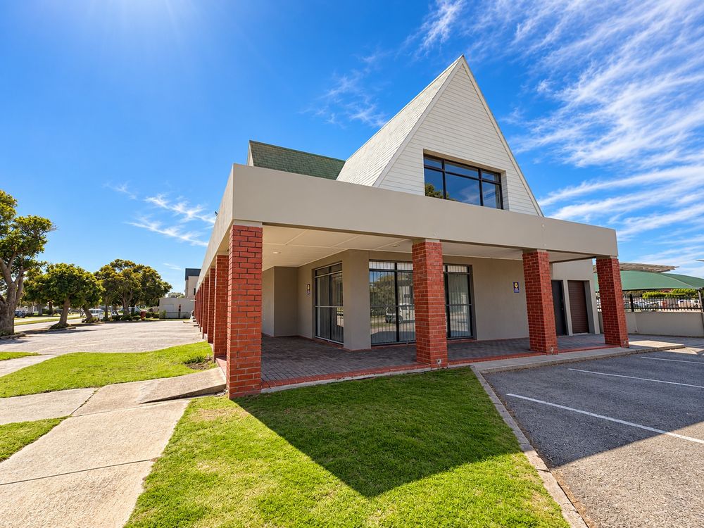 Commercial premises near Sixth Avenue Shopping Centre
