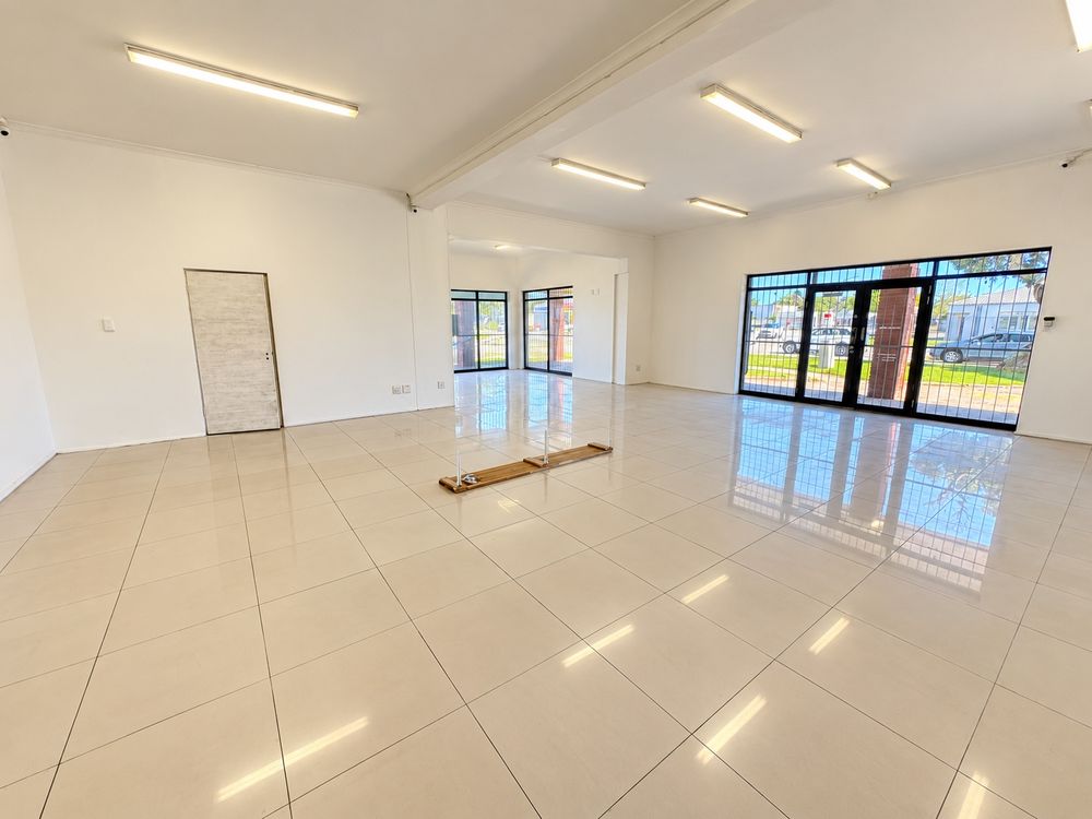 Commercial property to rent 6th Avenue