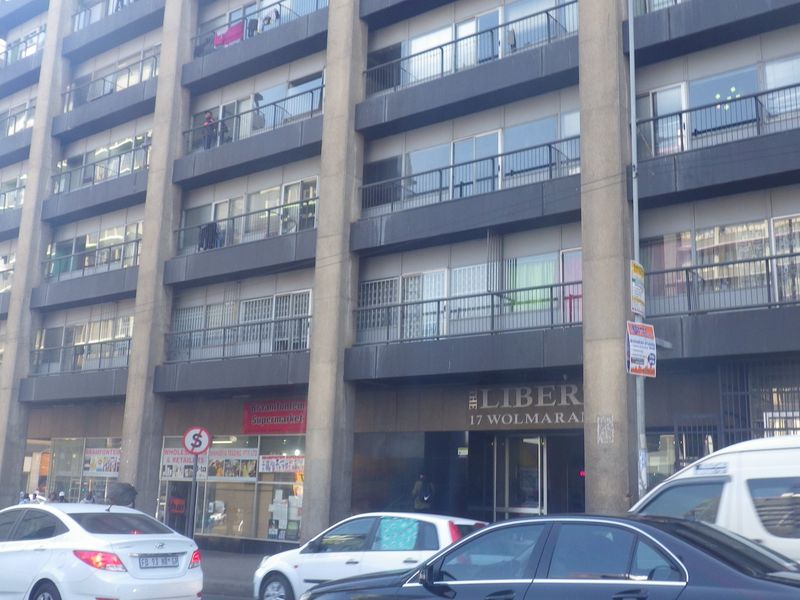 First Month Free! Stylish Units in Braamfontein?s The Liberty - Photo 5
