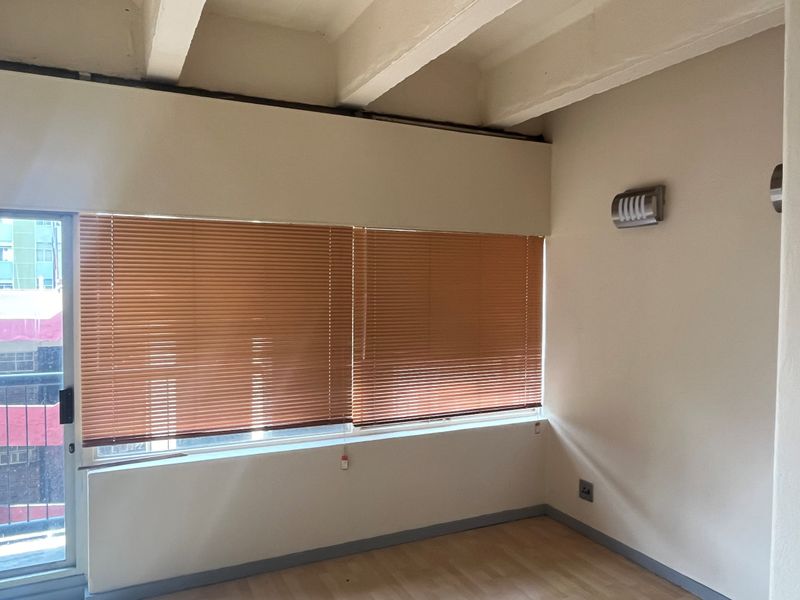 First Month Free! Stylish Units in Braamfontein?s The Liberty - Photo 7