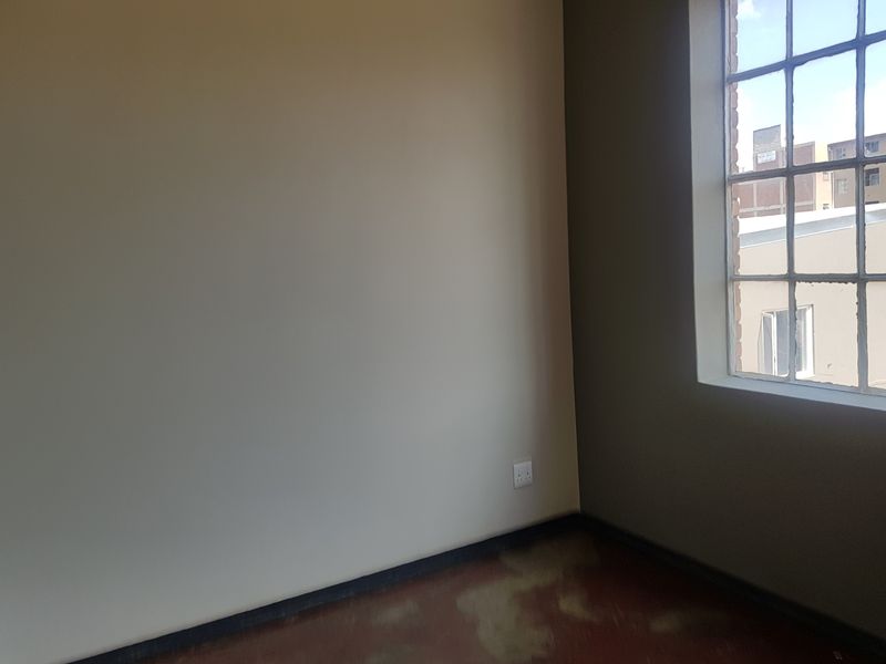 1 BEDROOMED FLAT in JOHN PAGE  - Photo 5