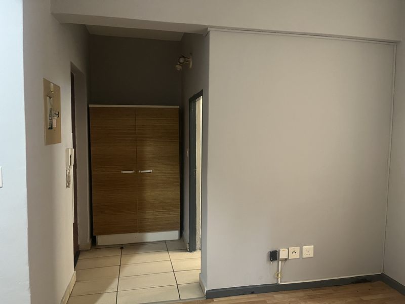  in TOWER HOUSE - Photo 5