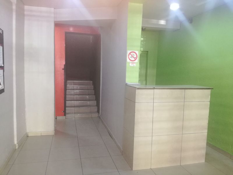 2 Bedroomed Flat in Pritchard Street,113 Pritchard Street. A place to hang your heart. - Photo 6