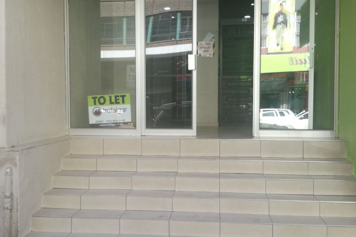 2 Bedroomed Flat in Pritchard Street,113 Pritchard Street. A place to hang your heart. - Photo 2