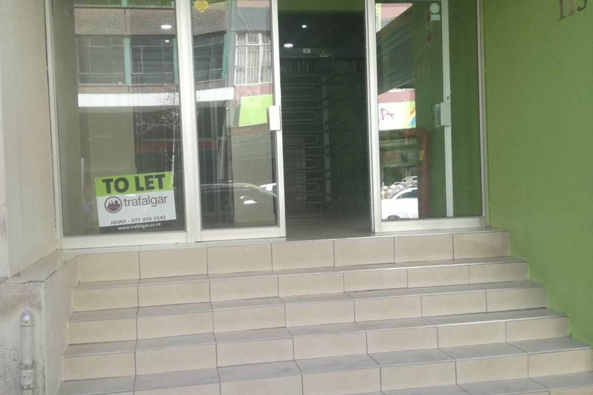 2 Bedroomed Flat in Pritchard Street,113 Pritchard Street. A place to hang your heart. - Photo 3