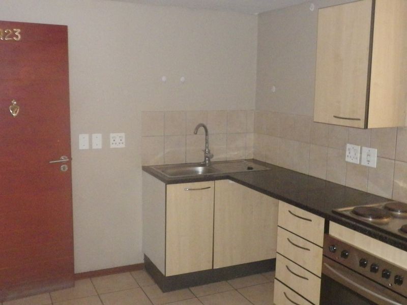 Be the first to view thus bachelor unit at Jorrisen! - Photo 8