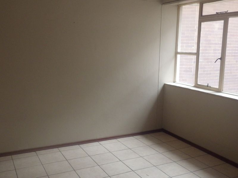 Be the first to view thus bachelor unit at Jorrisen! - Photo 2