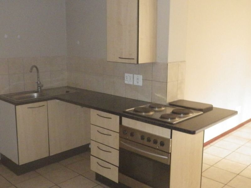 Be the first to view thus bachelor unit at Jorrisen! - Photo 3