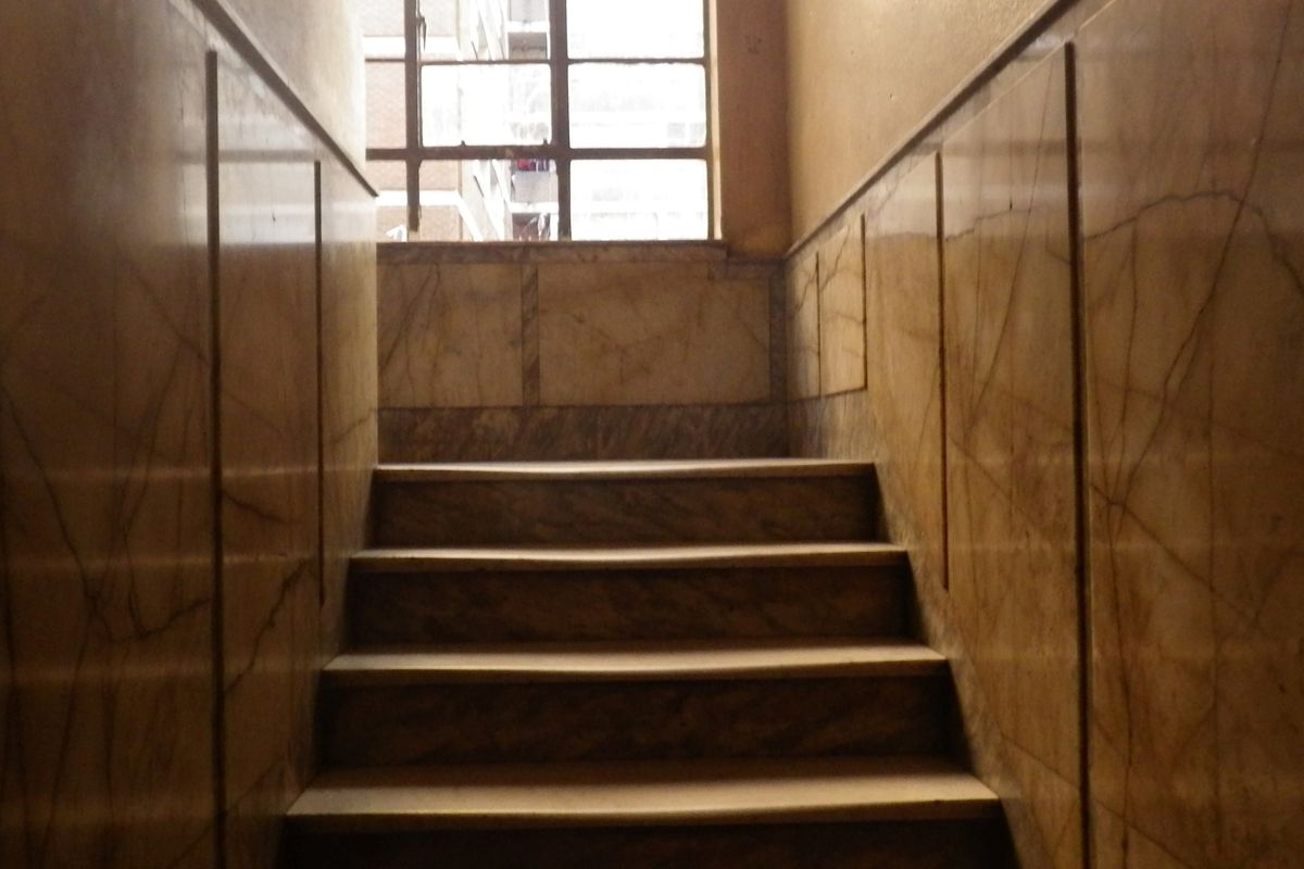 A NEAT 2 BEDROOM UNIT IS AVAILABLE AT CLAREDON HEIGHTS - Photo 2