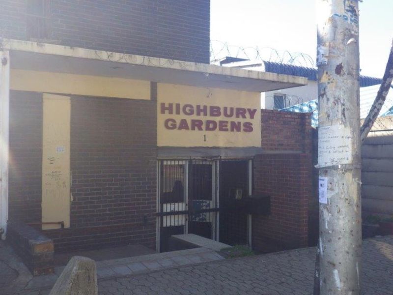 Spacious, comfortable 2 Bedroom unit in Highbury Gardens Bellevue Johannesburg - Photo 4